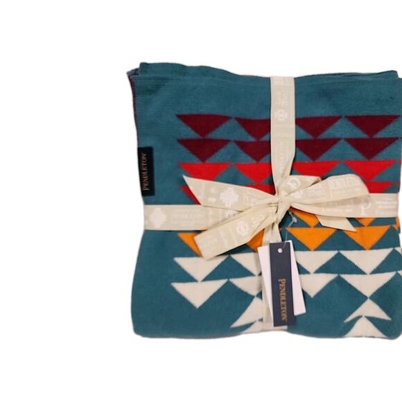 Pendleton Knit Baby Blanket 30 x 40 with Beanie Set Harding Teal Pattern NWT - Picture 2 of 6